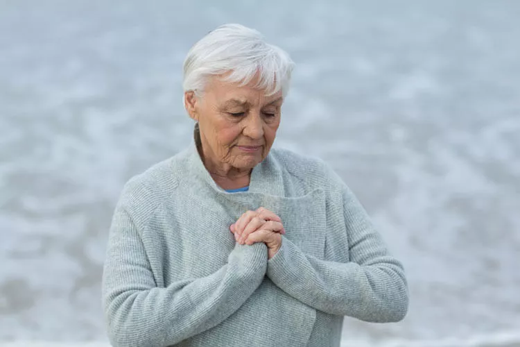 How Meditation Can Help Reduce The Risk Of Alzheimer’s - Mobility Plus